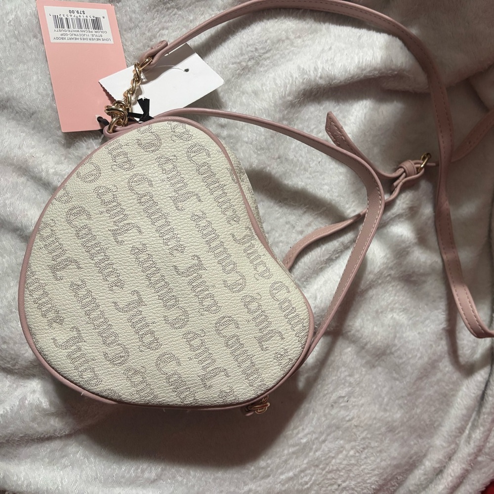Heart-Shaped Pink Crossbody Bag